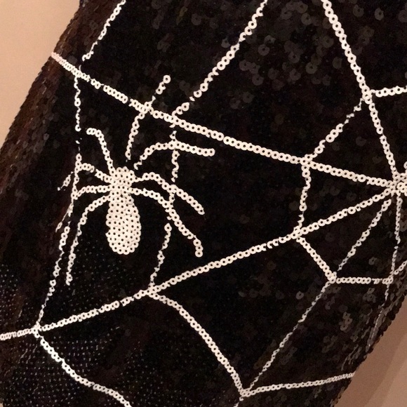 Black widow Halloween sequins dress. 🍁🍂 - Picture 3 of 8